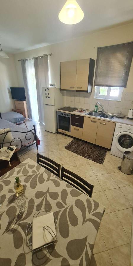 קרמסטי Retas Apartment מראה חיצוני תמונה